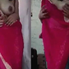 Indian slut showing boobs on Red saree for hubby