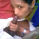 mallu aunty hot blowjob in car